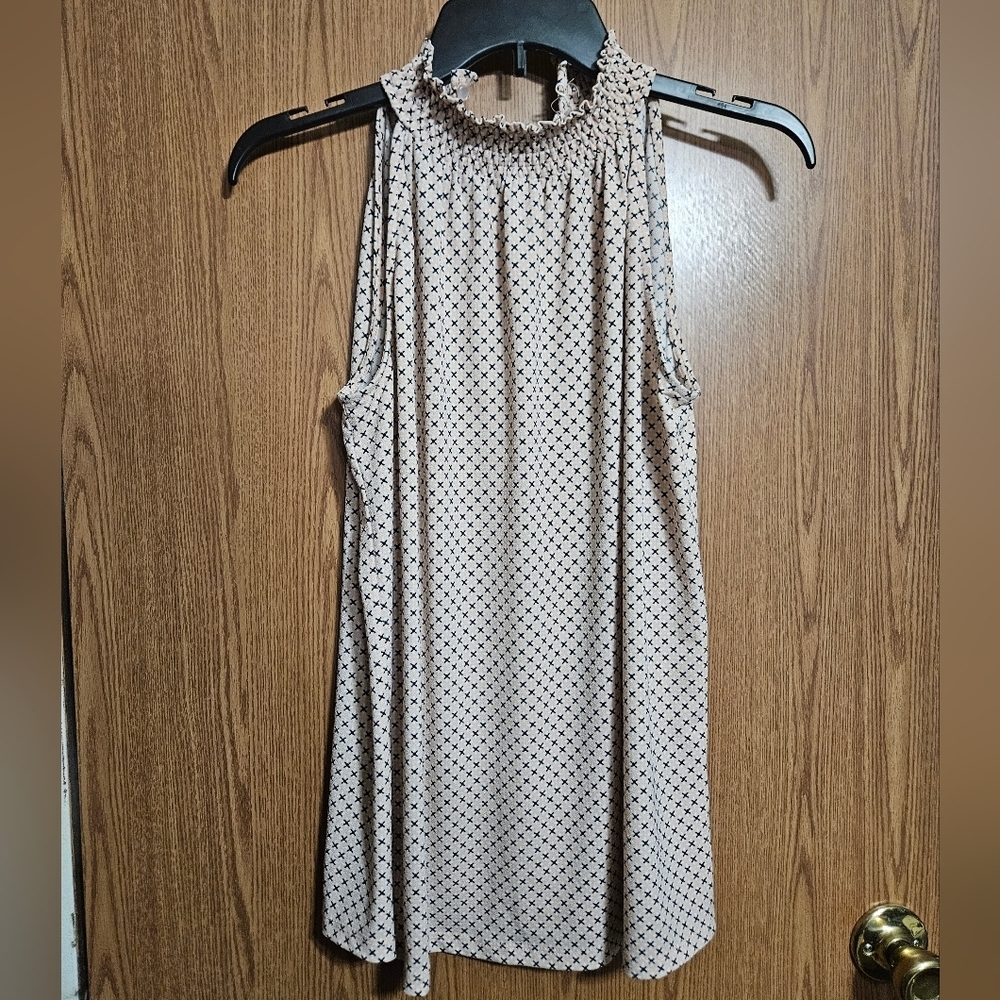 Adrianna Papell Blush Pink Sleeveless Ruffle Mock Neck Smocked!
